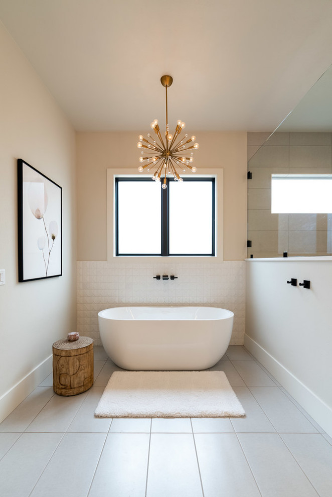 Ispirazione per una stanza da bagno minimalista
