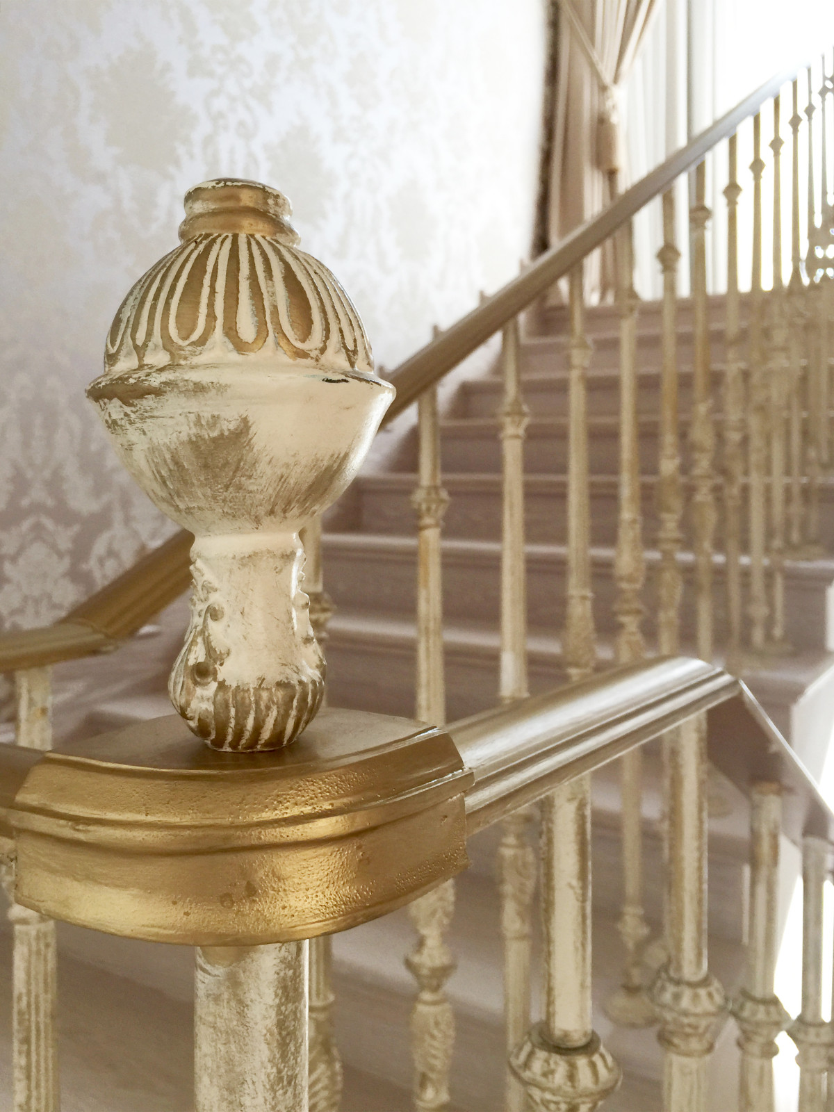 Дизайн интерьера дома в классическом стиле. Реализованный проект.