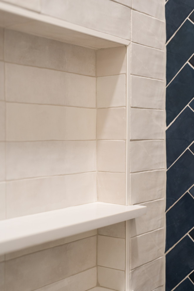 Black Alder | Guest Bath + Laundry