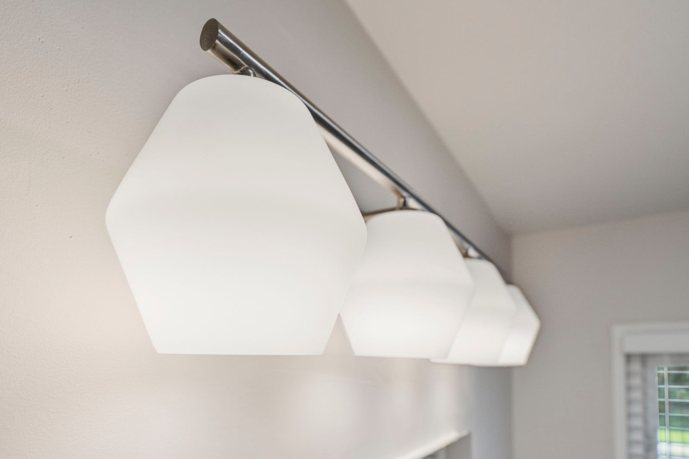 1950's Garden of the Gods Bungalow Remodel