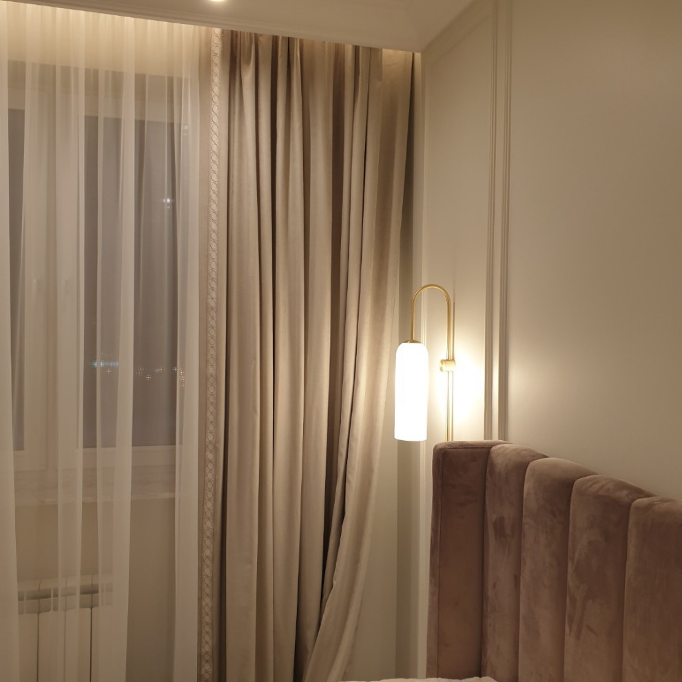 Powder rose neoclassic appartment