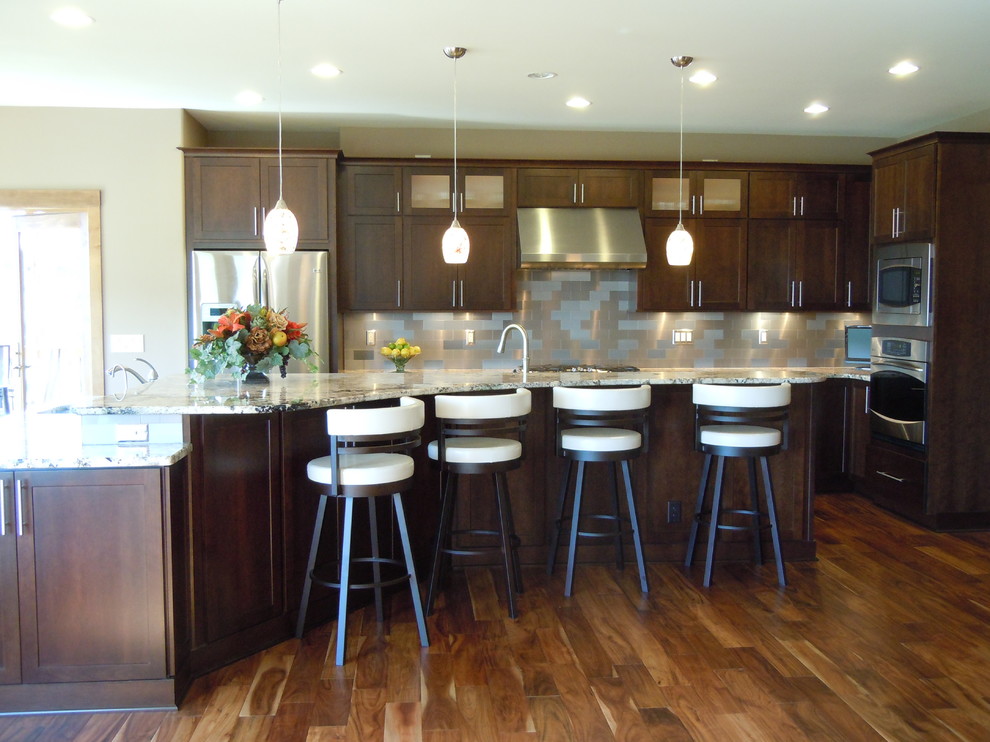 Kitchen - contemporary kitchen idea