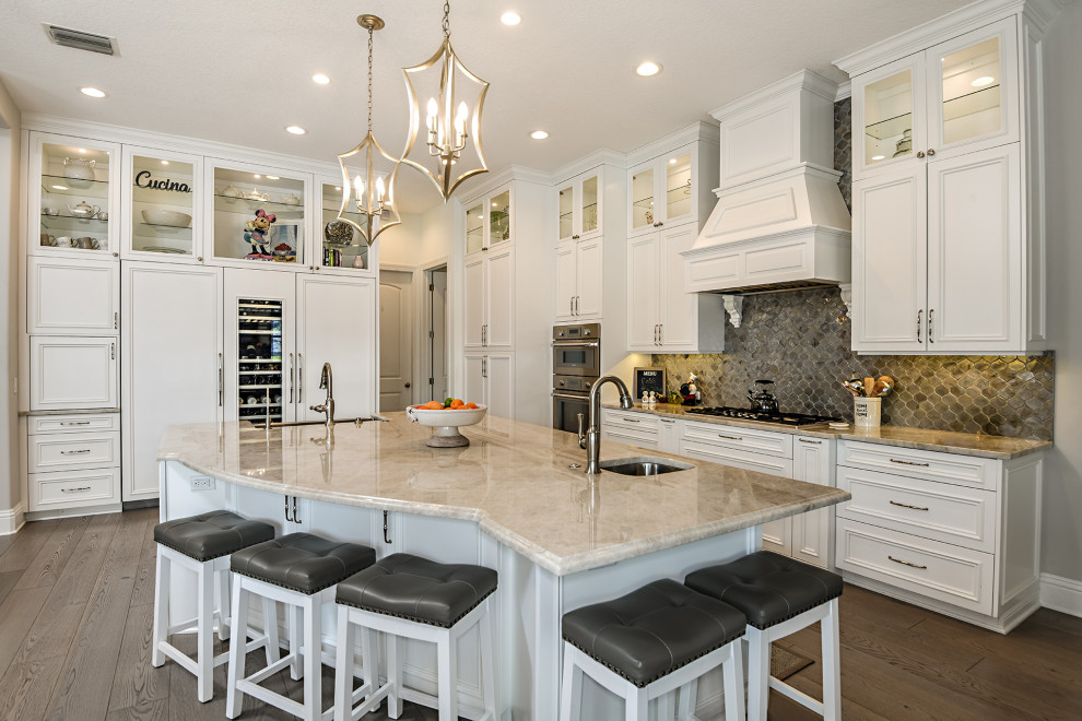 Example of a transitional kitchen design in Tampa