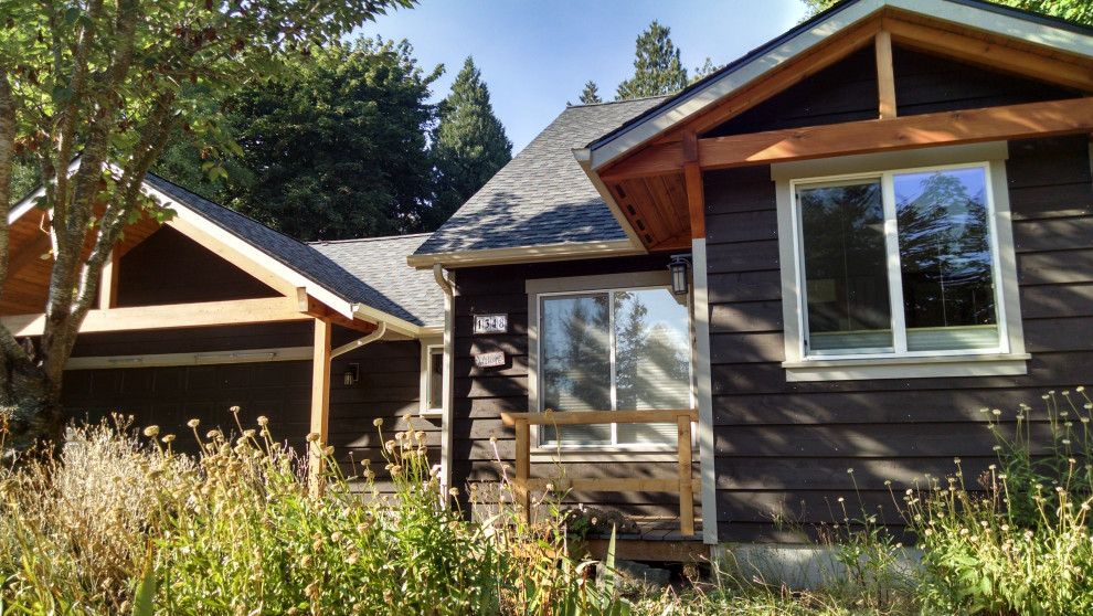 Cedar Siding and Gable End and Bracing