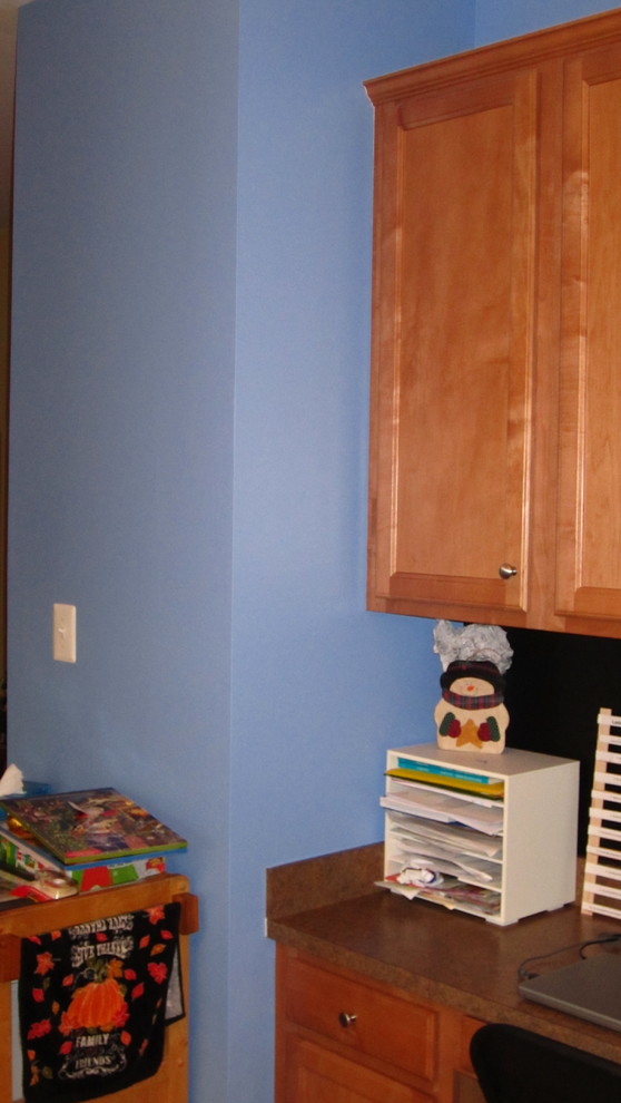 Example of a transitional kitchen design in DC Metro