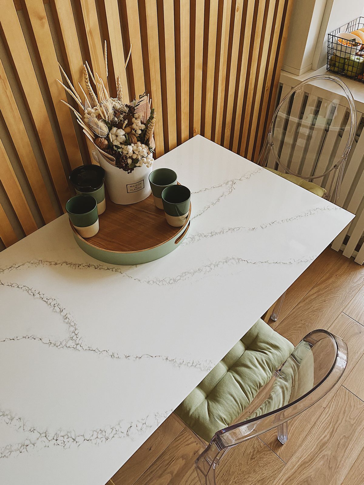 Кухня и лоджия в Сочи