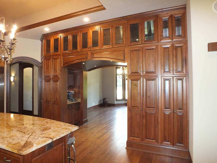 Kitchen - transitional kitchen idea in Cleveland