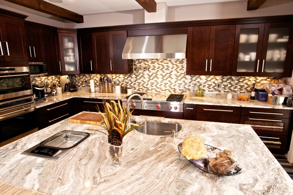 MODERN KITCHEN CHERRY