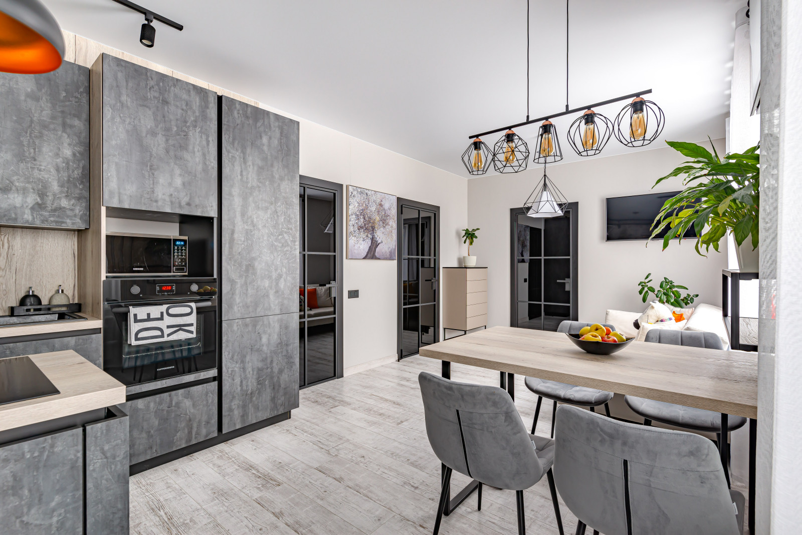 Гостиная в современном стиле в ЖК САМПО, общий вид