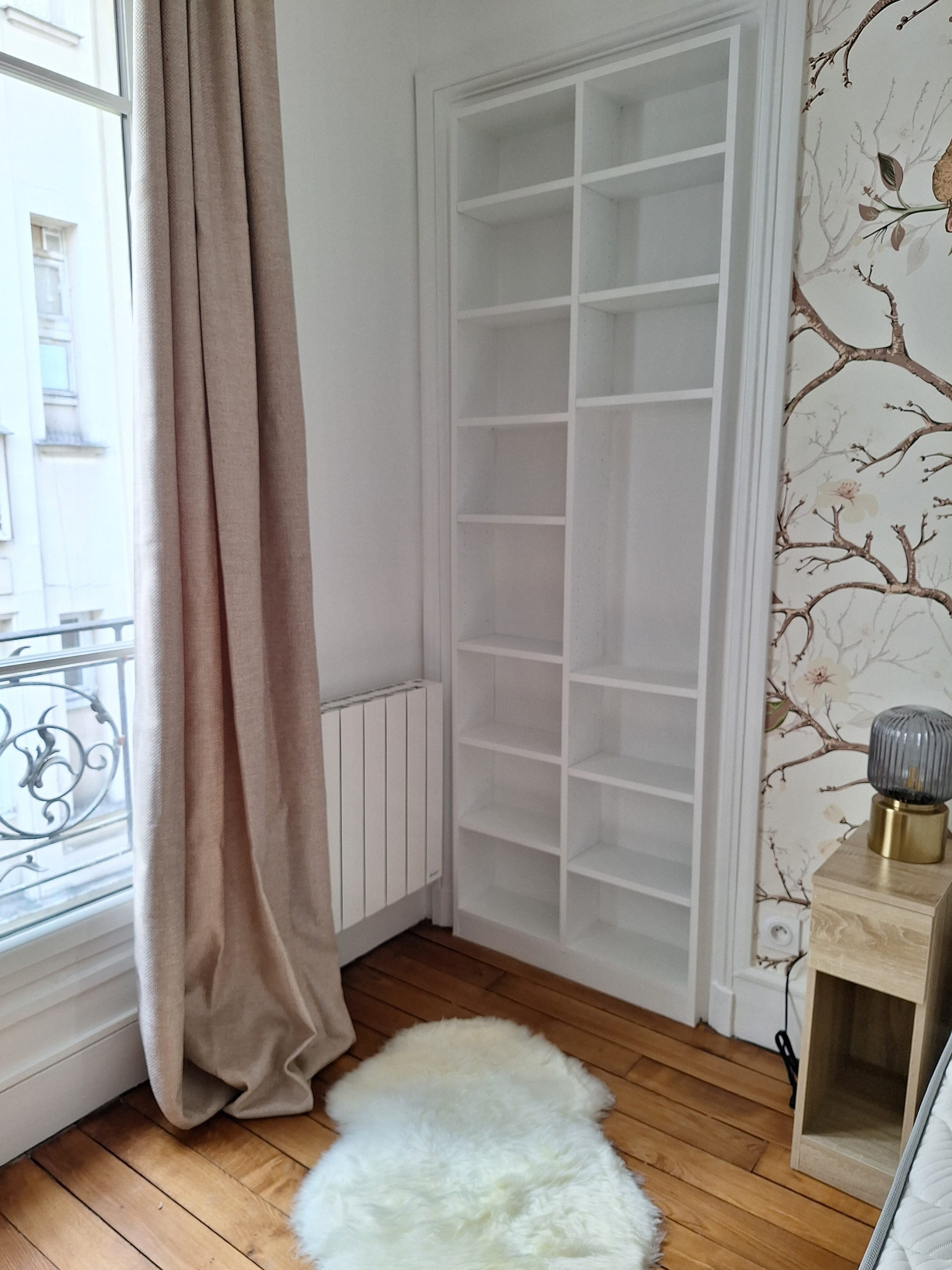 Rénovation partielle, décoration et ameublement d'un appartement ancien