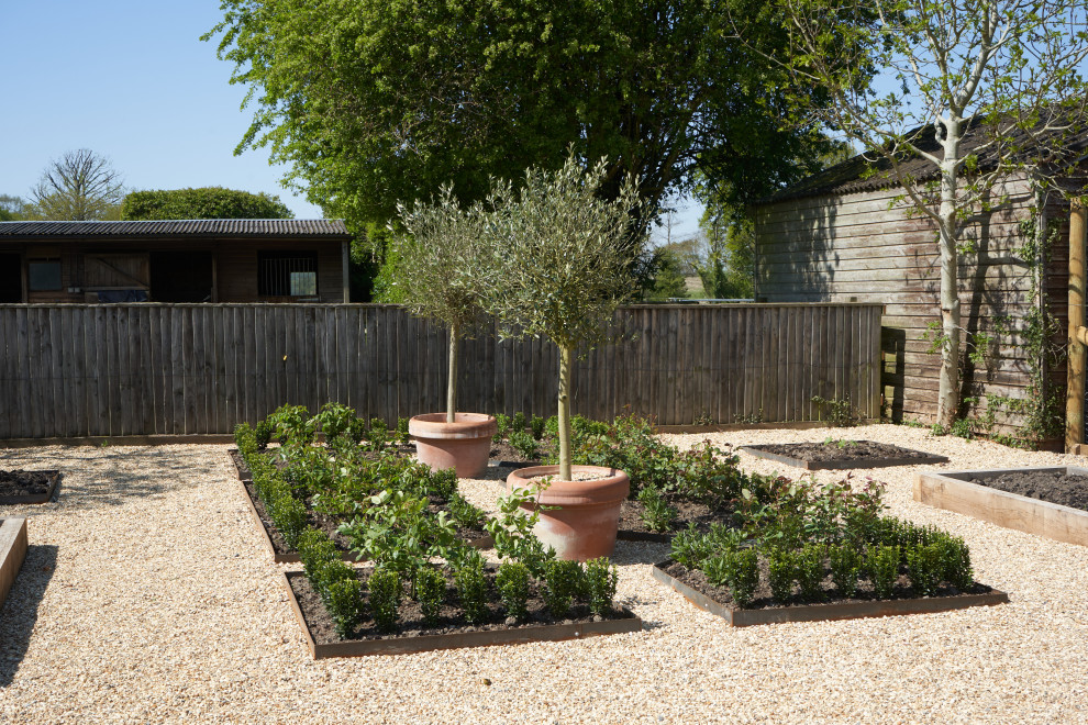 Design ideas for a country garden in Hertfordshire.