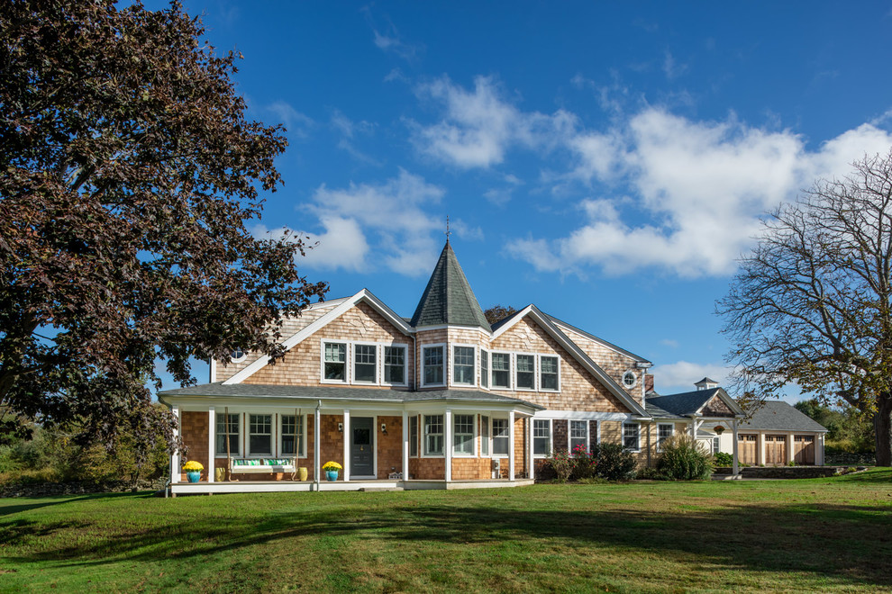 Family Farmhouse Addition - Robert Brewster, Warren Jagger Photography