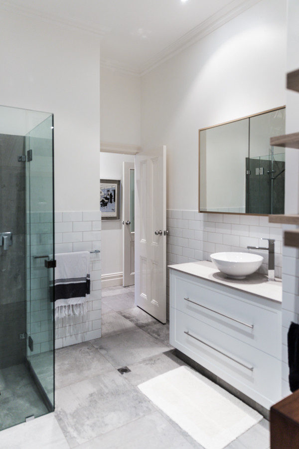 Design ideas for a contemporary bathroom in Perth.