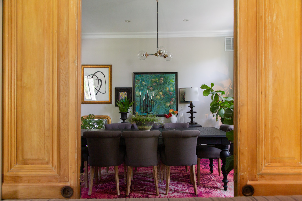 Design ideas for a transitional dining room in Chicago.