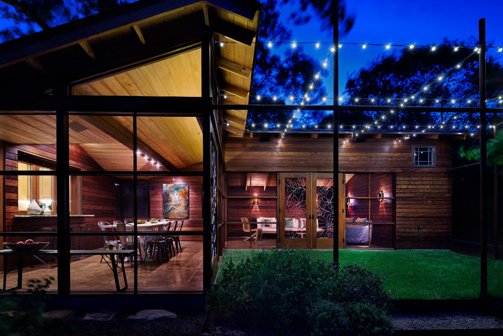 This is an example of an eclectic exterior in Austin.