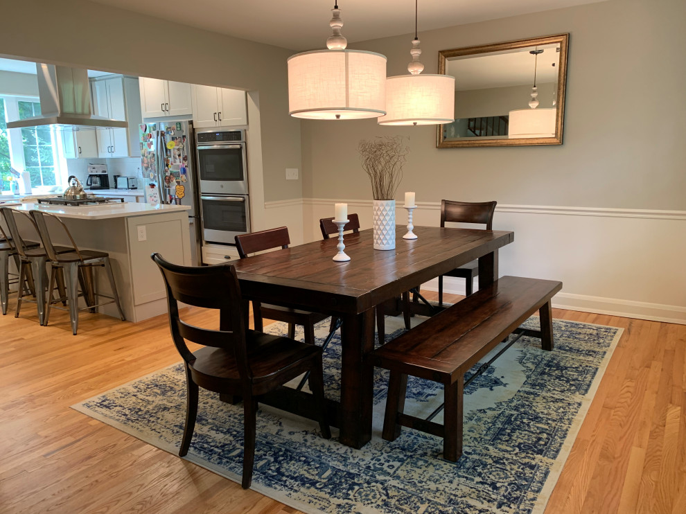 Example of a transitional dining room design in Baltimore
