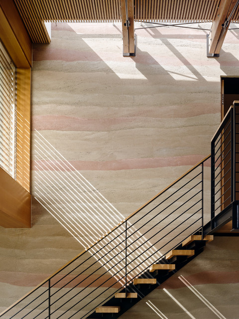 Spring Ranch contemporain-escalier