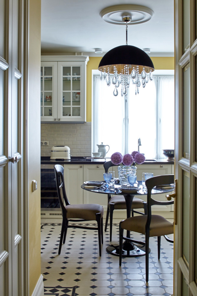 Яркая квартира в Москве