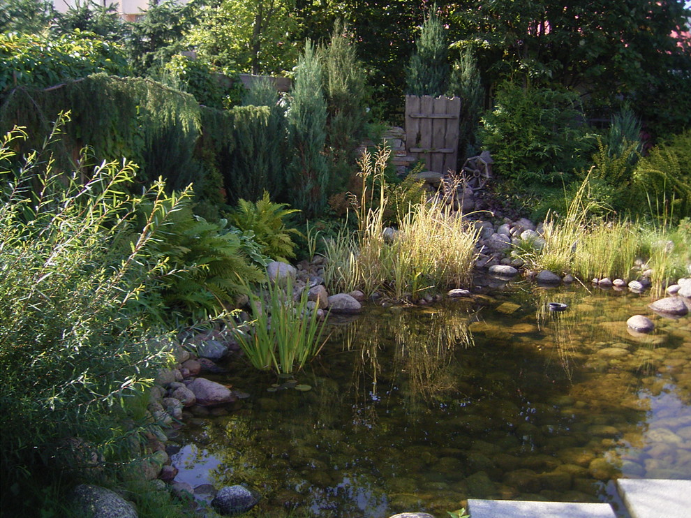 Дизайн участка в городской среде : таун-хауз в Коломягах