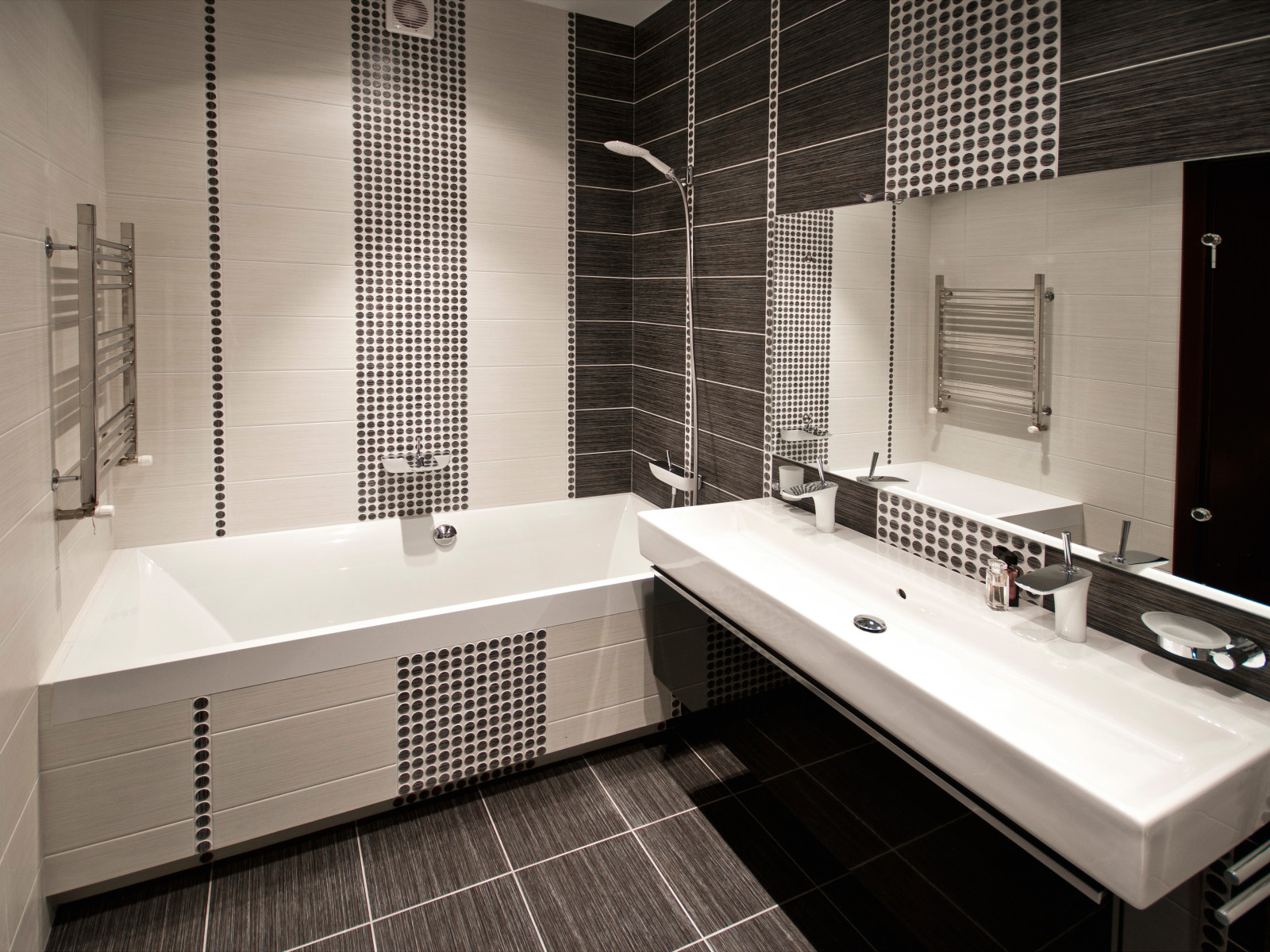 Вспышки красного