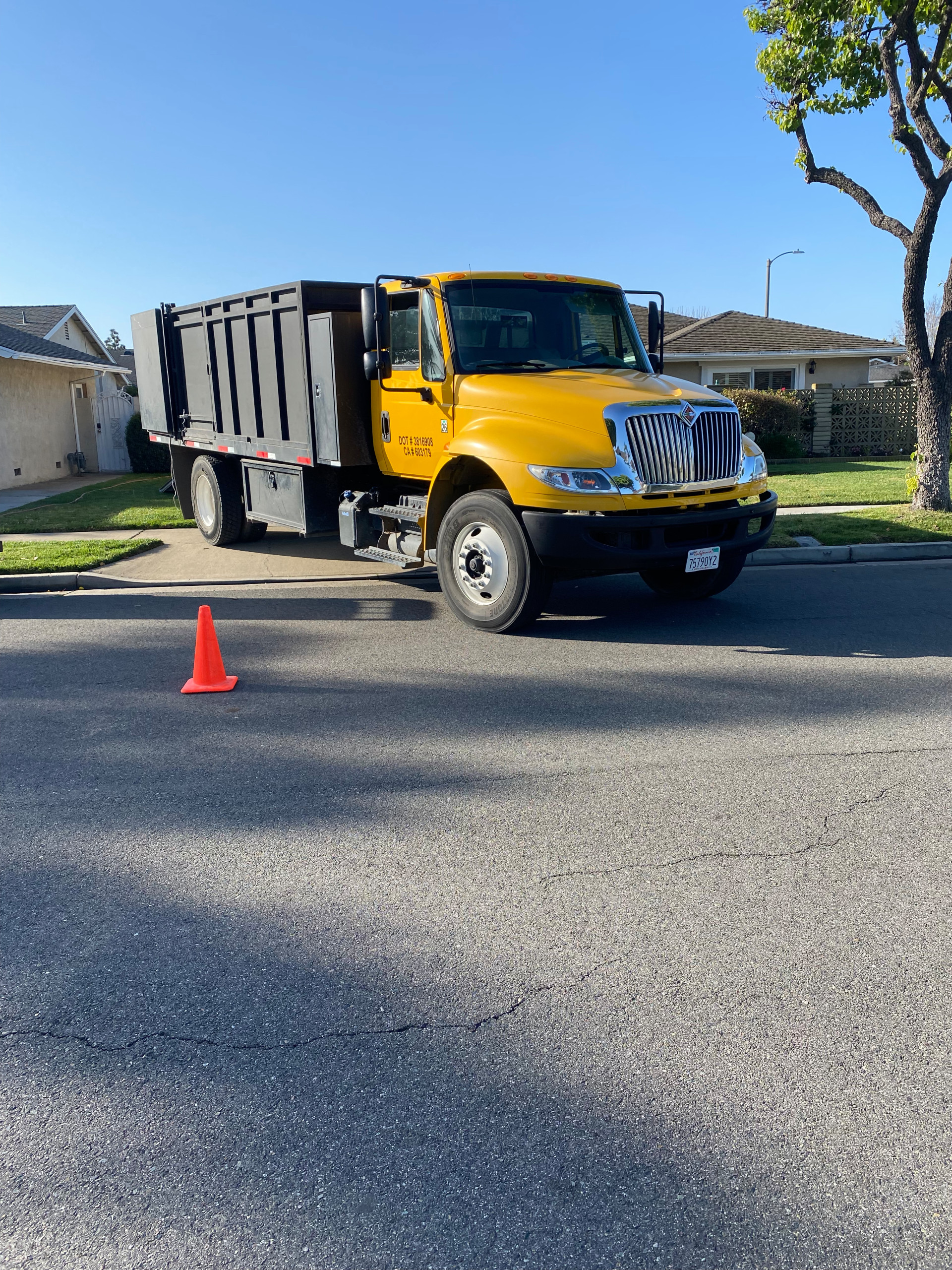 Dumpster Truck