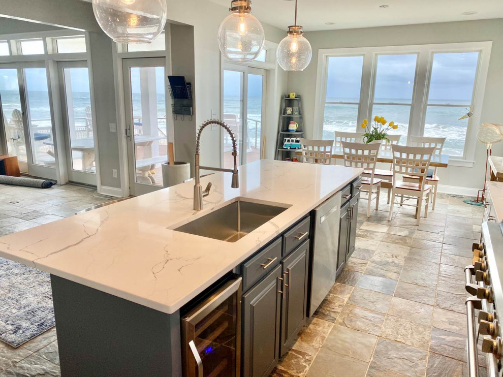 Kitchen - coastal kitchen idea