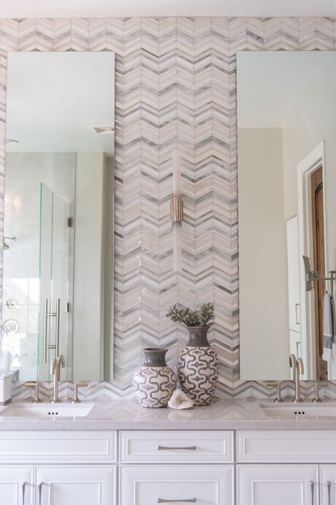 Inspiration for a transitional bathroom remodel in Phoenix