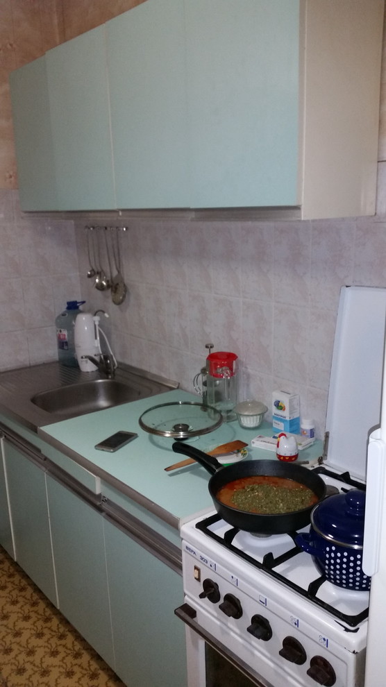 Легкая классика (фото кухни ДО)