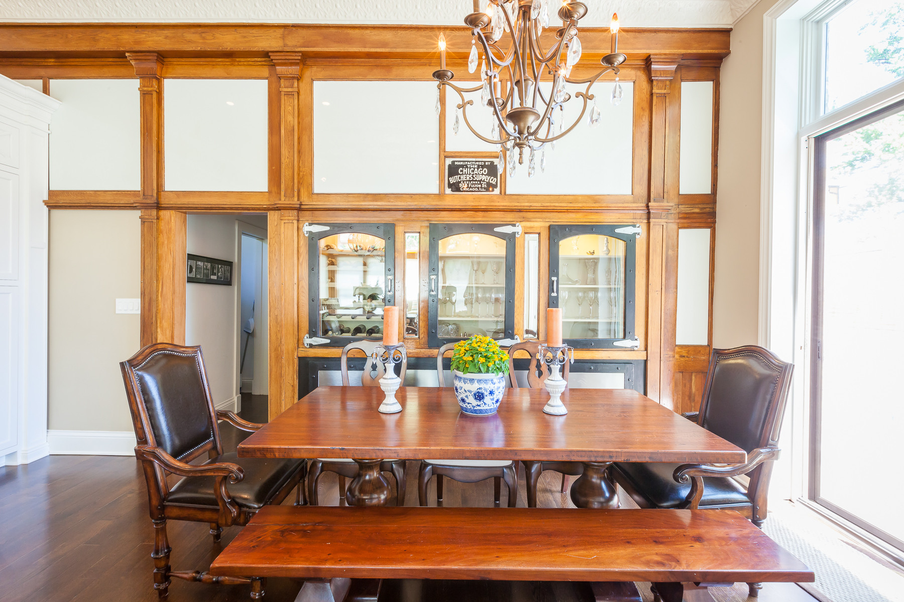 Stylish in the City - Traditional Urban Home