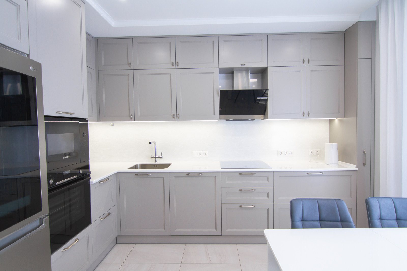 Неоклассика в нежно-кофейном цвете