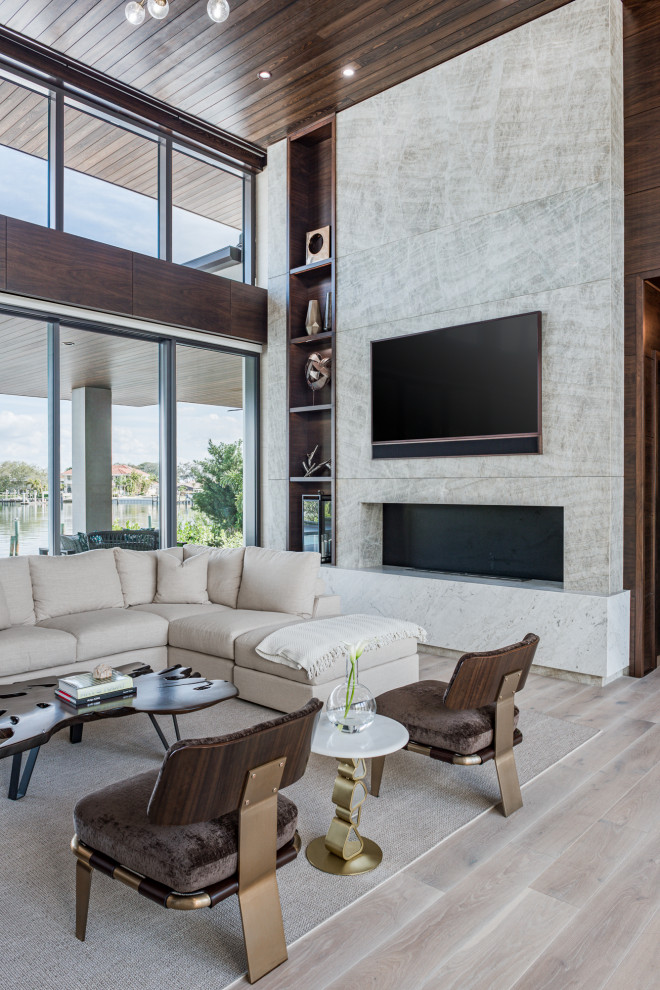 Inspiration for a contemporary living room in Tampa.