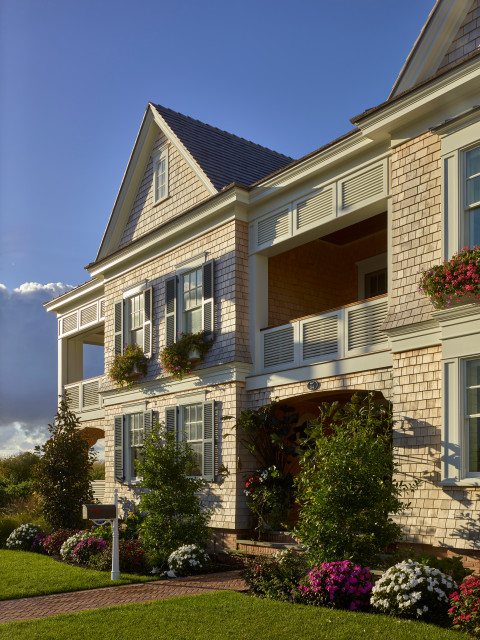 Surfside Transitional Beauty haeuser