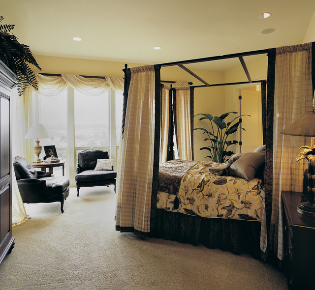The Kellenberg traditional-bedroom