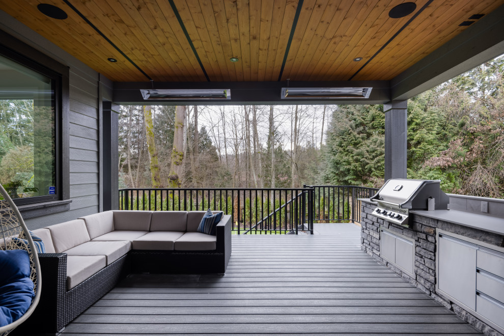 Example of a transitional deck design in Vancouver