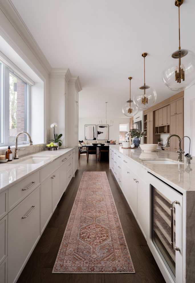 Kitchen - transitional kitchen idea in Montreal