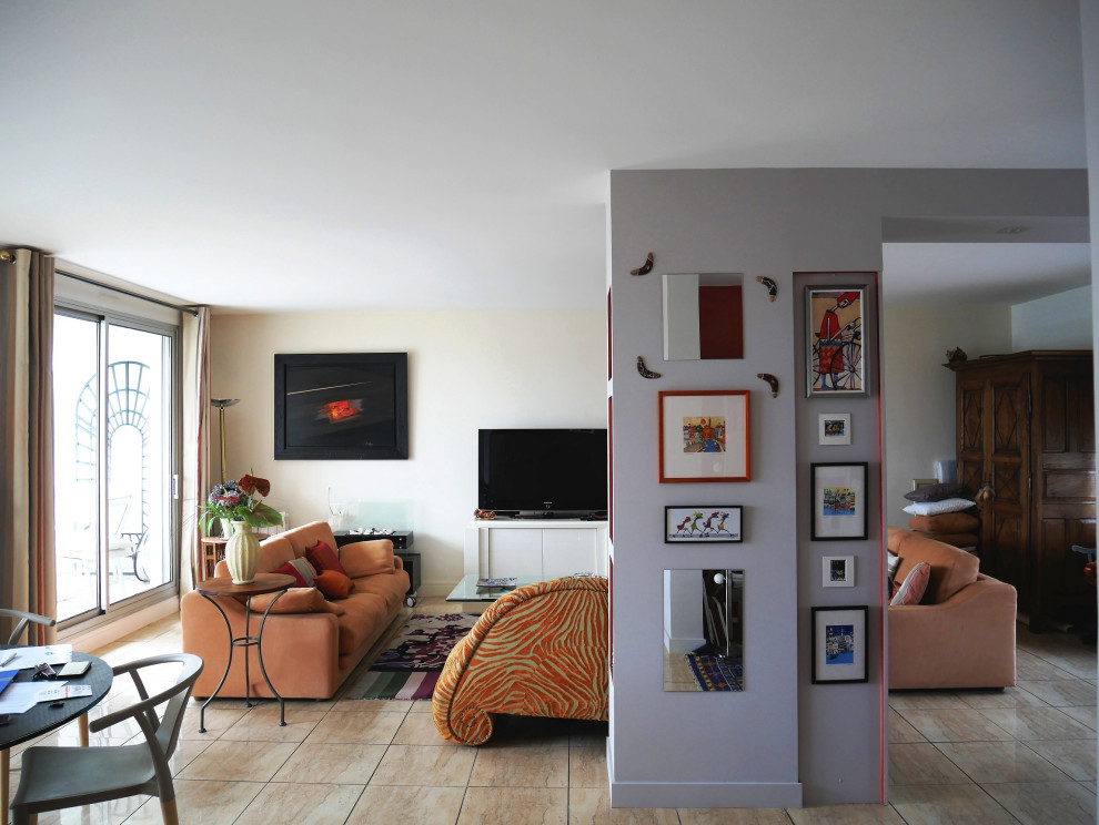 Aménagement d'intérieur - Habillage poteau et Salon