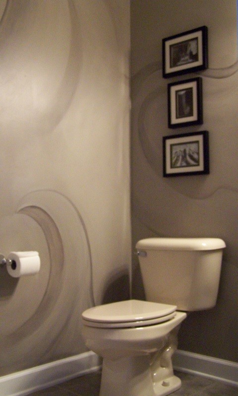 Photo of an eclectic powder room in Nashville.