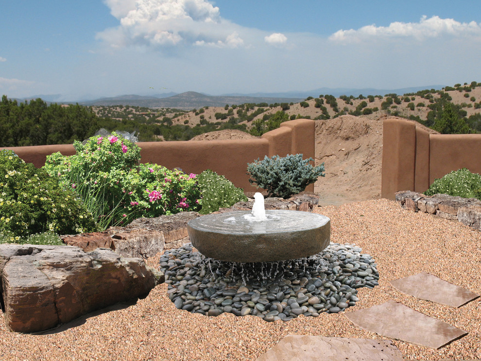 Idées déco pour un jardin sud-ouest américain.