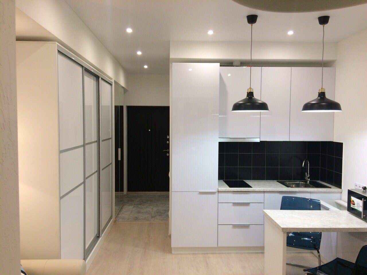 Квартира -студия в Санкт-Петербурге