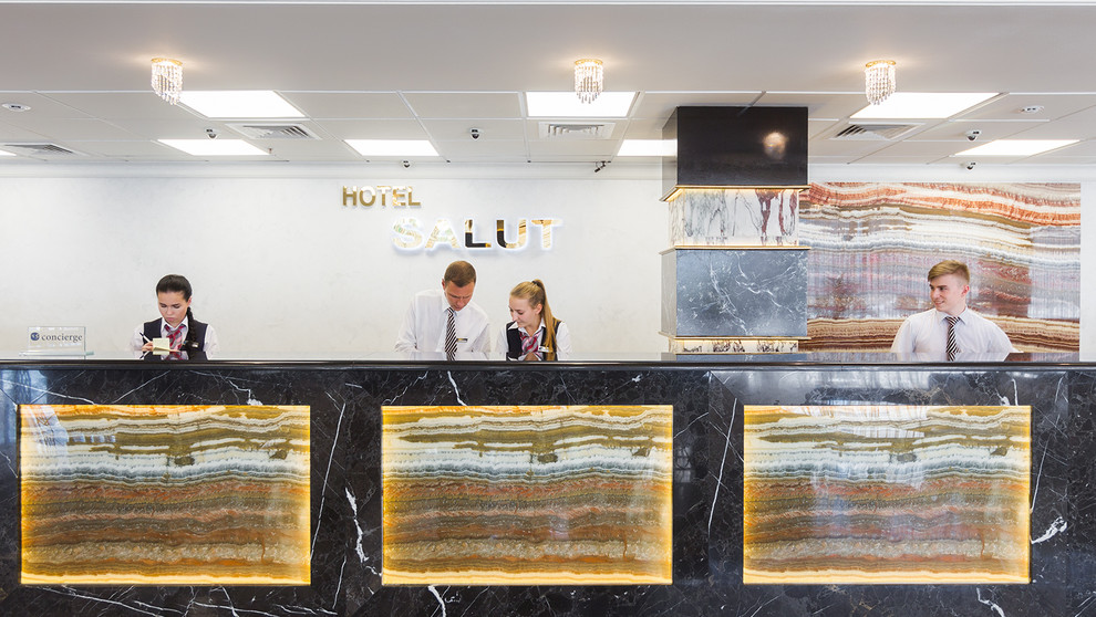 Гостиница "Салют" в Москве.