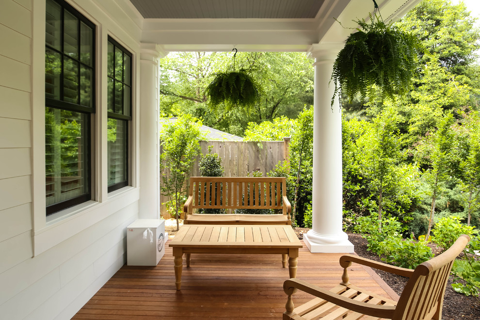 Conversational front porch