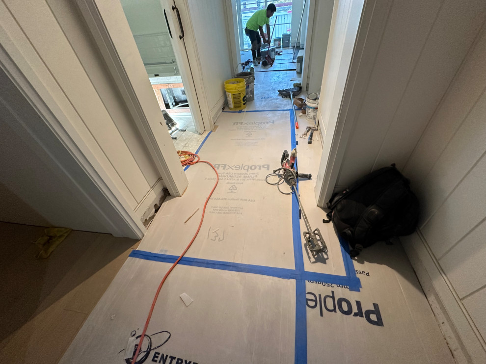 NF301 - Naples Beach Club