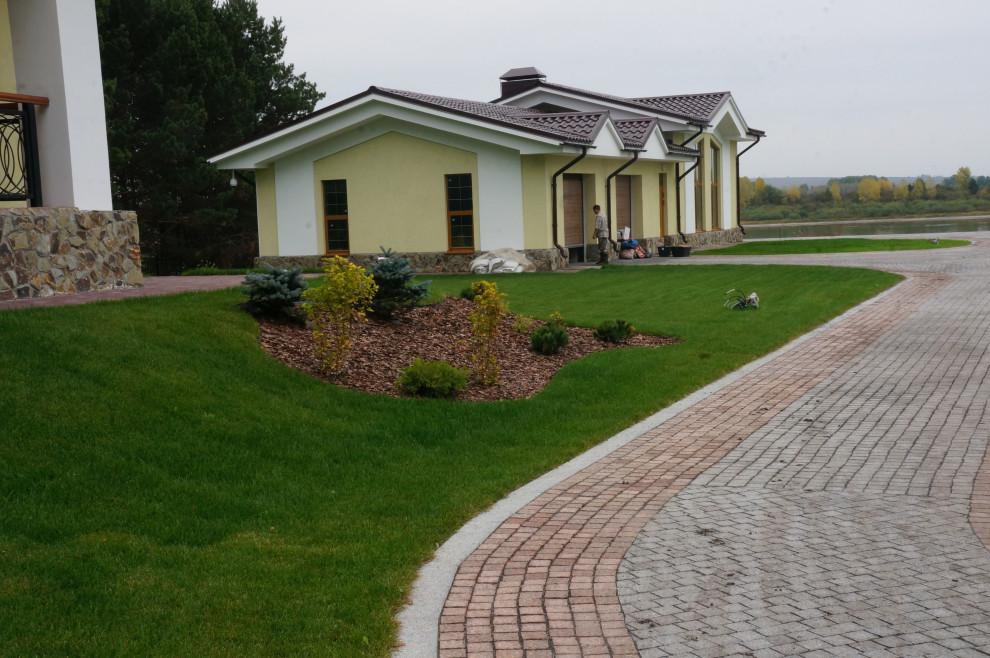 Ландшафтные работы  на частном объекте Георгиевская