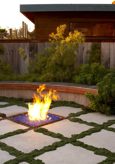 This is an example of a contemporary patio in San Luis Obispo.