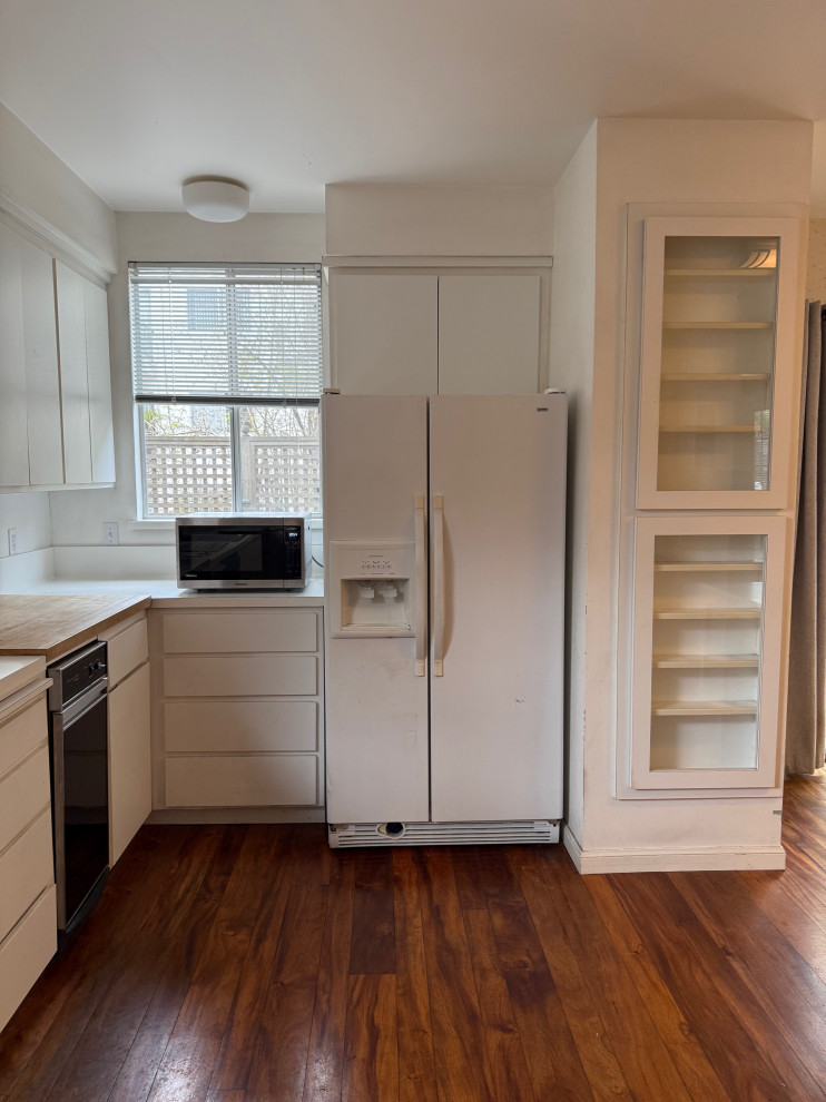 Wonderful Warm Updated Family Kitchen