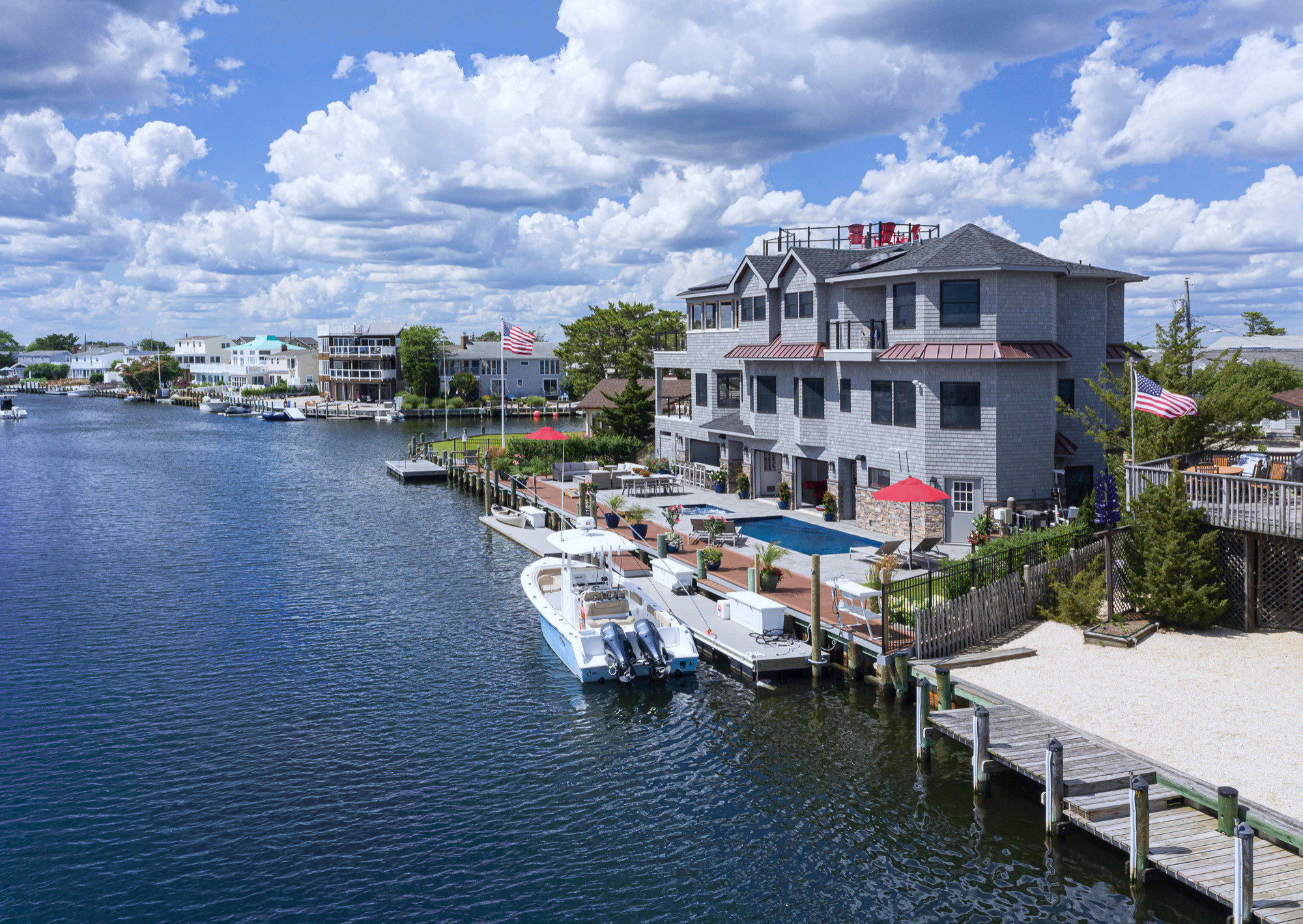 Magnificent HBH Bayfront