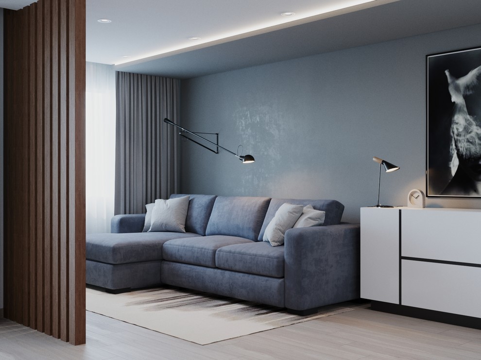 Небольшая студия для молодого мужчины