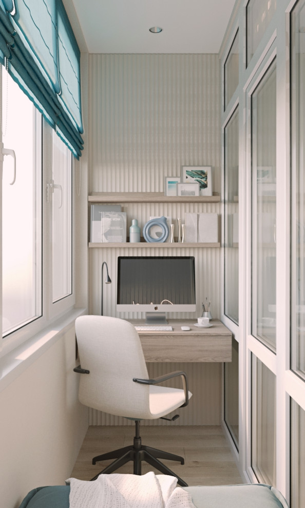 Рабочее место на балконе