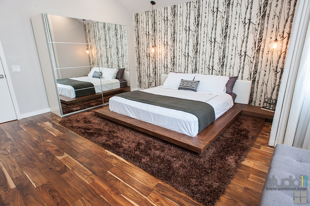 Walnut Residence moderno-camera-da-letto