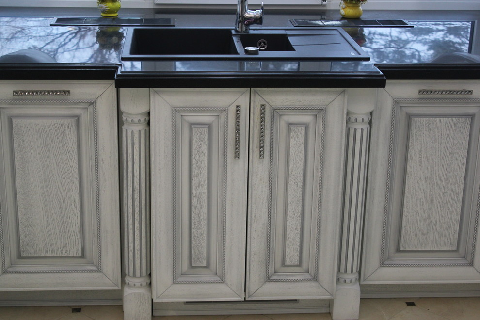 Производим мебель